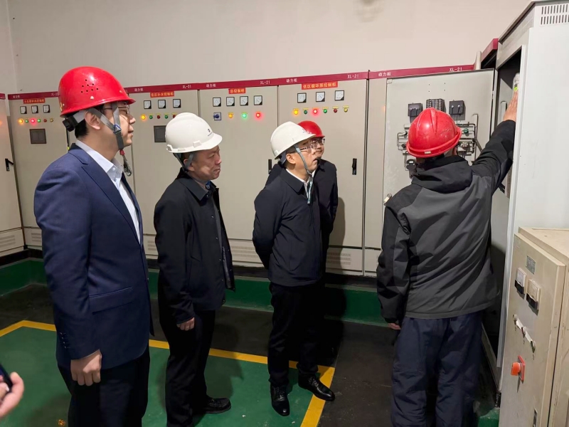 屈永安深入陕西尊龙凯时华兴新能源公司检查指导工作